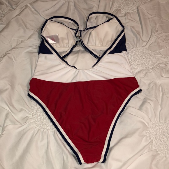 Target M one piece - Picture 2 of 3